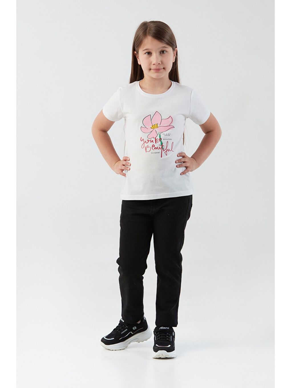 Beyaz %100 Pamuk Çiçek Baskılı Bisiklet Yaka Kız Çocuk Tişört-3