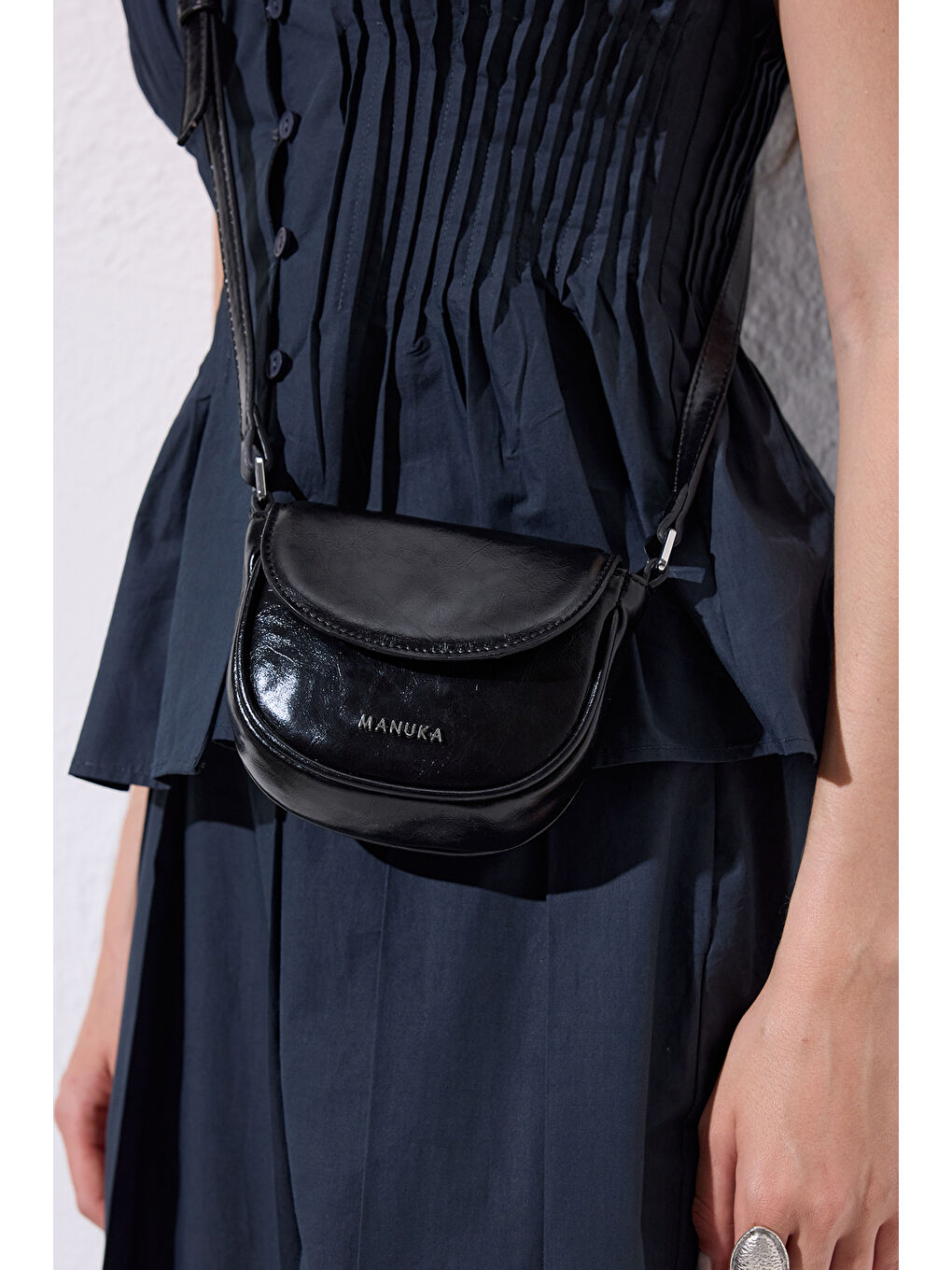 Siyah Sisu Mini Çanta Black Tea-1