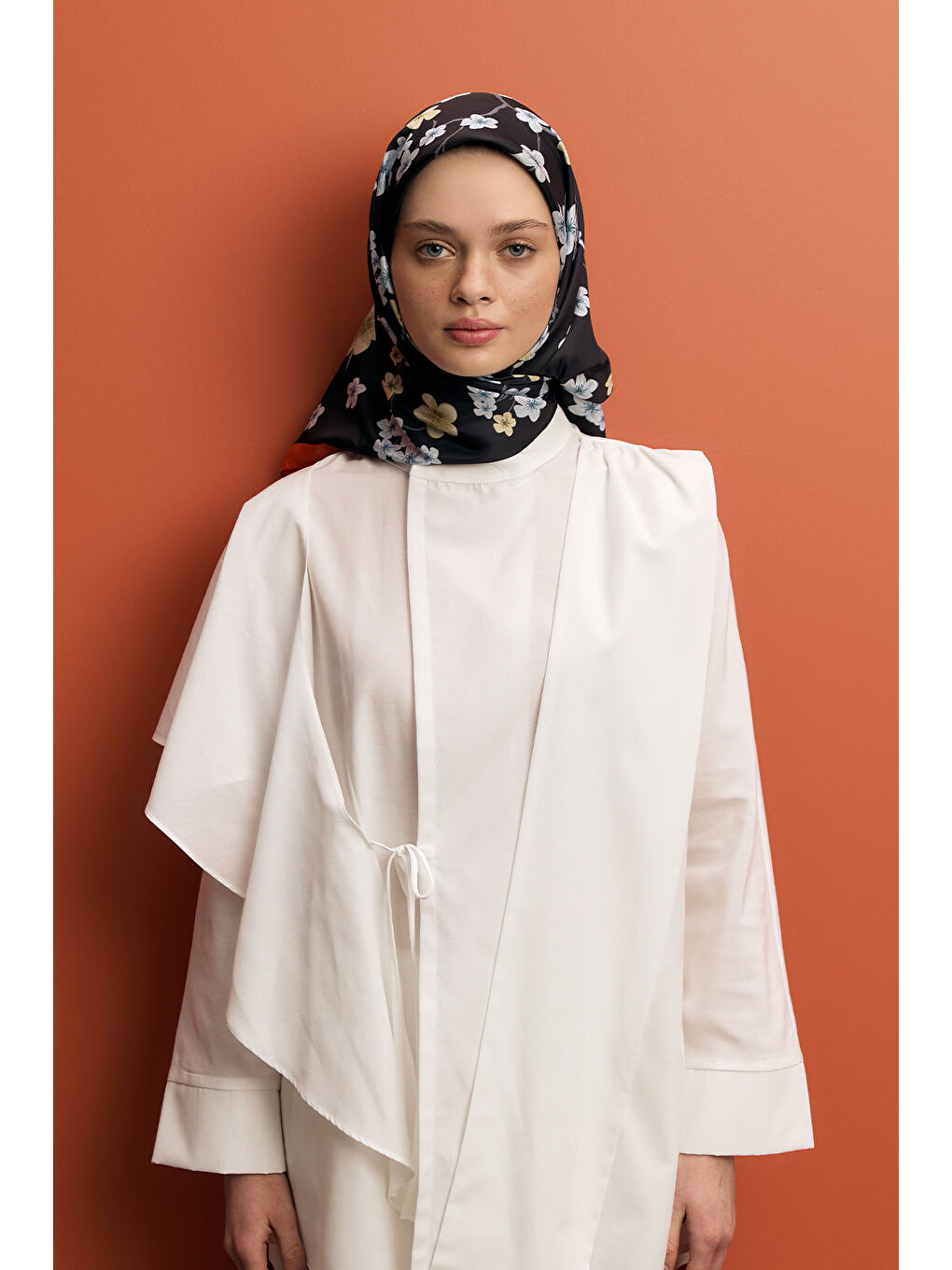 Turuncu Twill İpek Eşarp Tiny-4