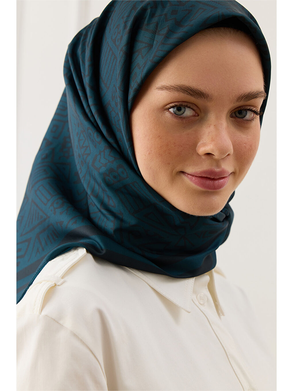 Twill İpek Eşarp Tina Petrol Yeşili-3