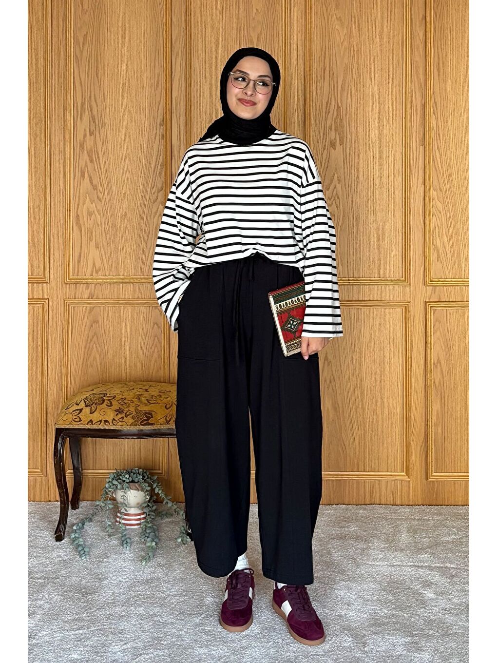 Siyah Çizgili Body