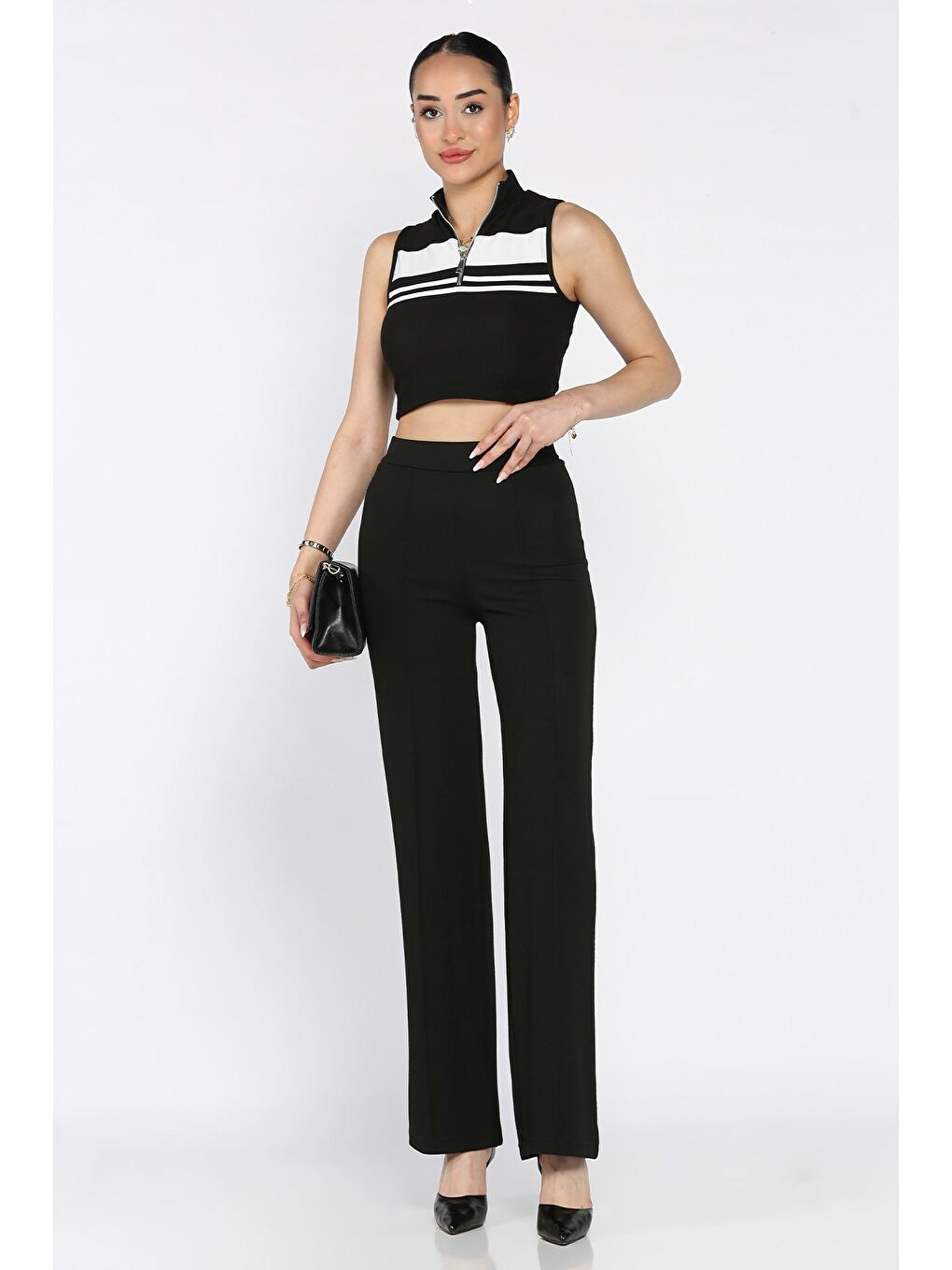 Siyah Çimalı Kadın Bol Paça Pantolon