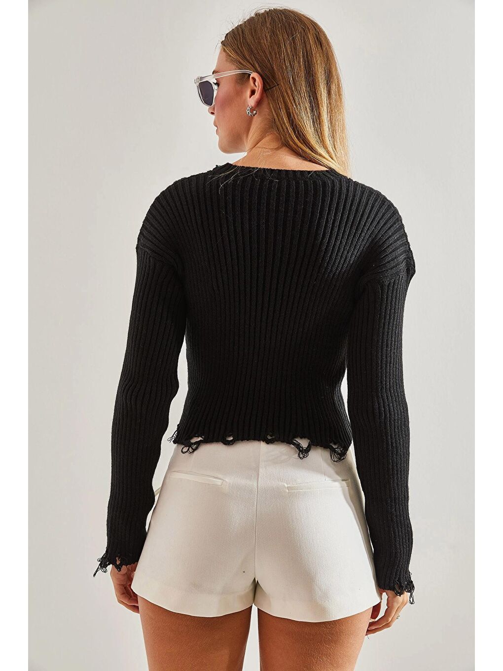 Siyah Kadın Yırtık Desenli Triko Kazak-2