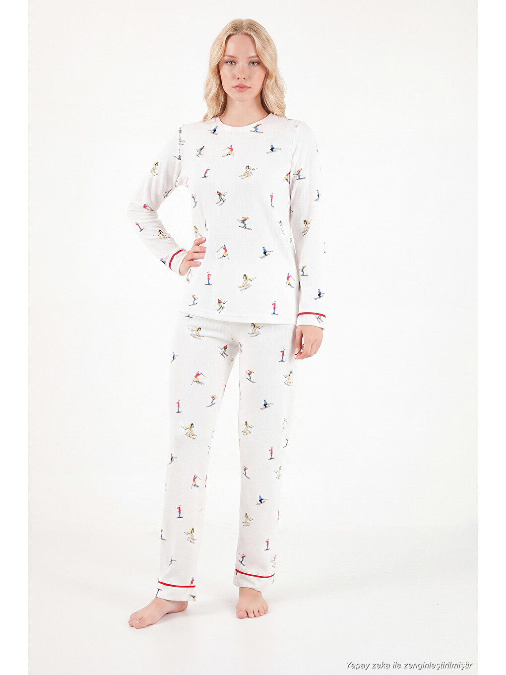 Ekru Kış Temalı Bisiklet Yaka Uzun Kollu Kadın Pijama Takımı 6575019-2