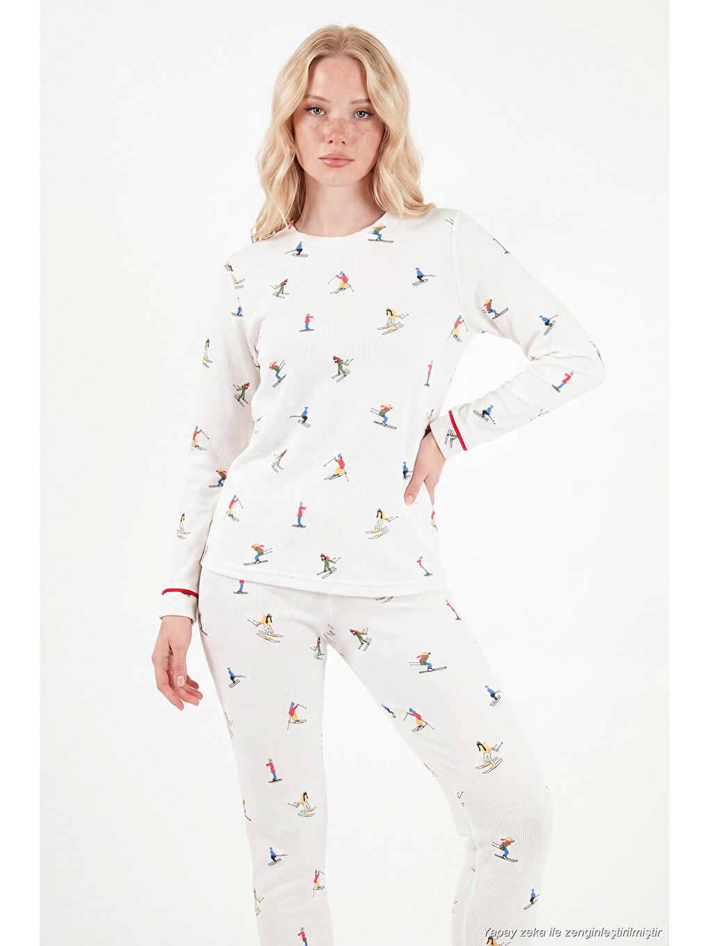 Ekru Kış Temalı Bisiklet Yaka Uzun Kollu Kadın Pijama Takımı 6575019-3
