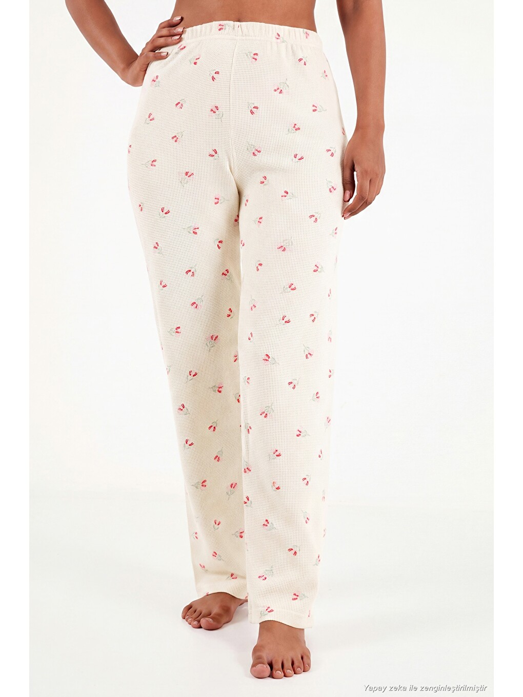 Ekru Desenli Yumuşak Dokulu Uzun Kollu Kadın Pijama Takımı 6575020-5