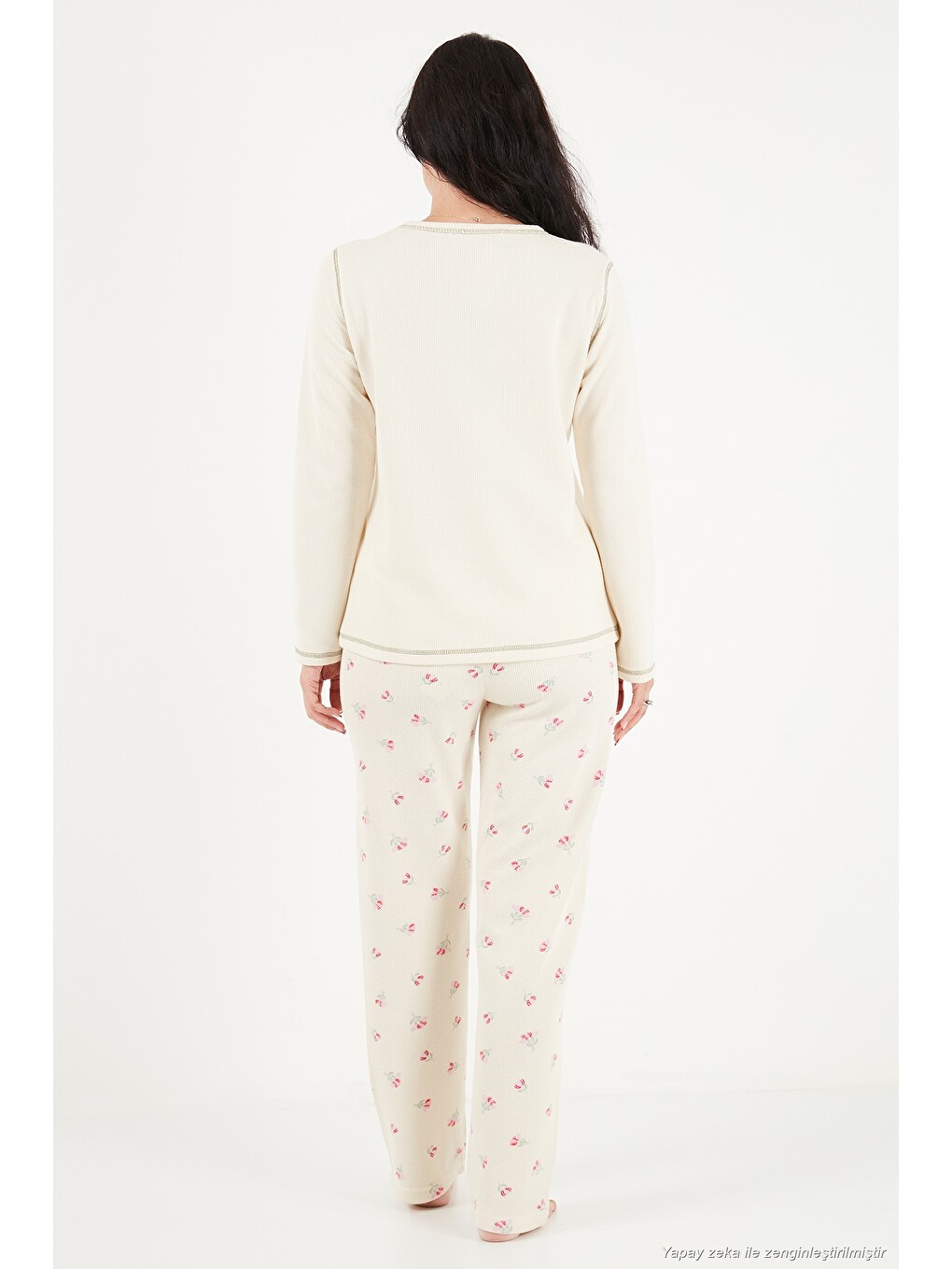Ekru Desenli Yumuşak Dokulu Uzun Kollu Kadın Pijama Takımı 6575020-6