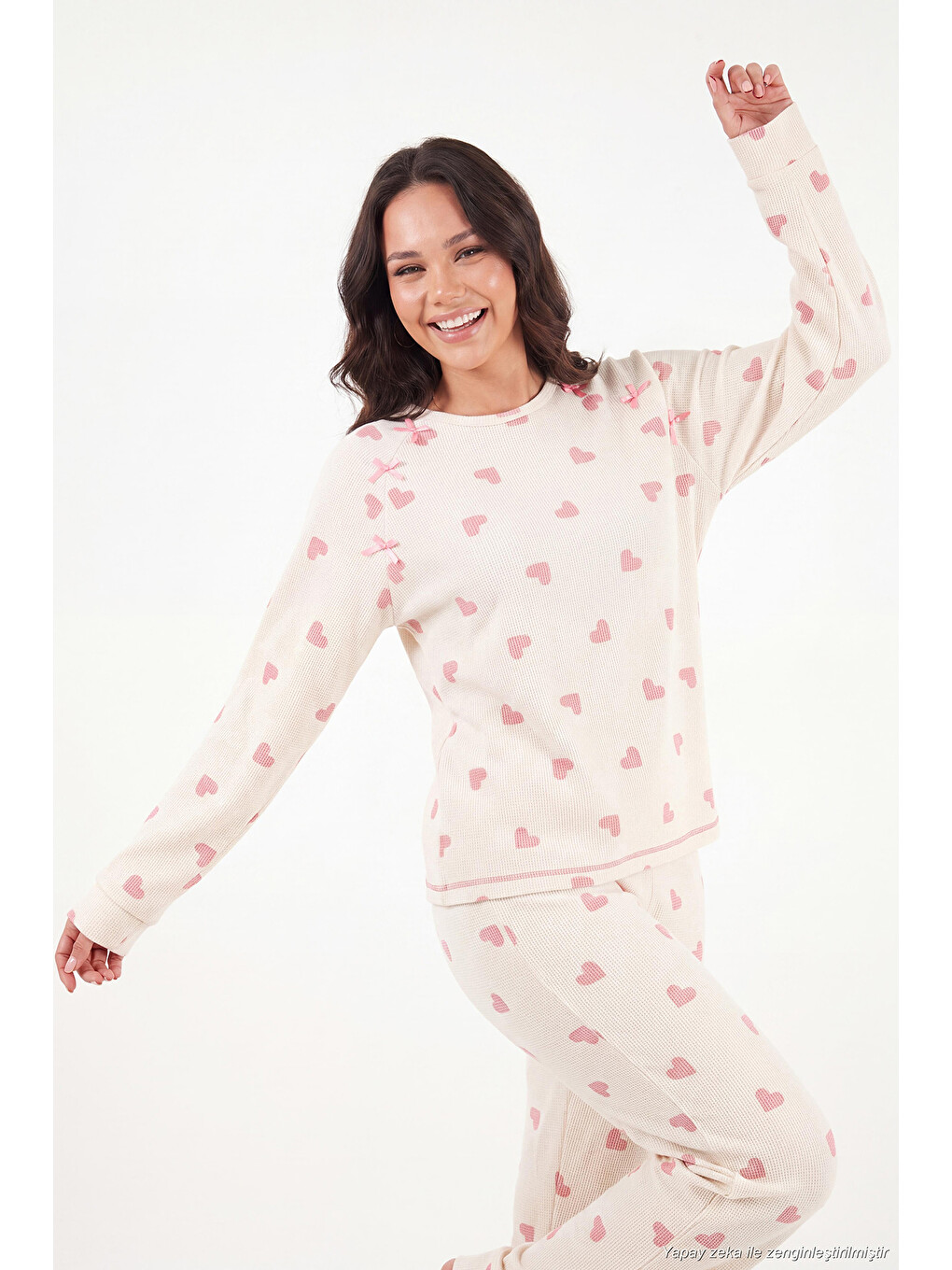 Ekru Desenli Yumuşak Dokulu Uzun Kollu Kadın Pijama Takımı 6575020-3