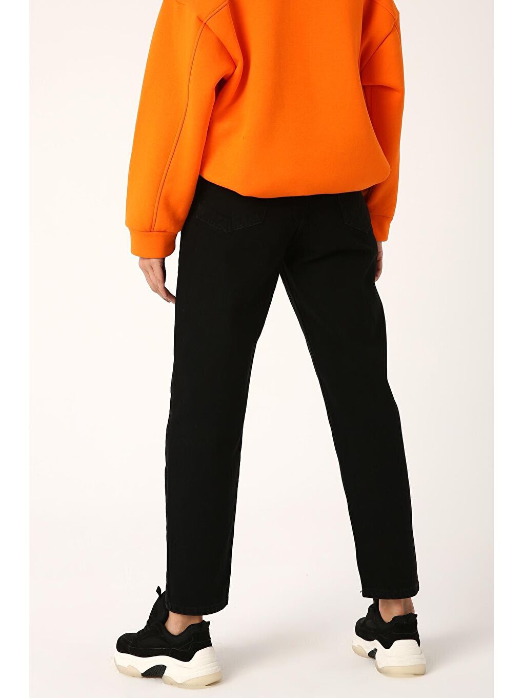 Siyah Yırtık Detaylı Denim Pantolon-4