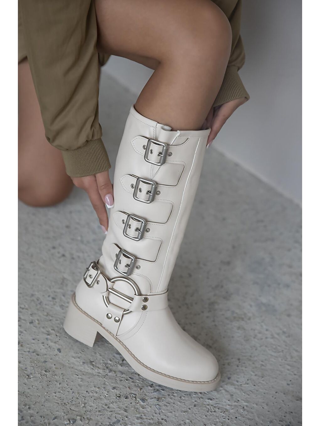 Kimberly Kadın Aksesuar Detay Deri Çizme Bej-2