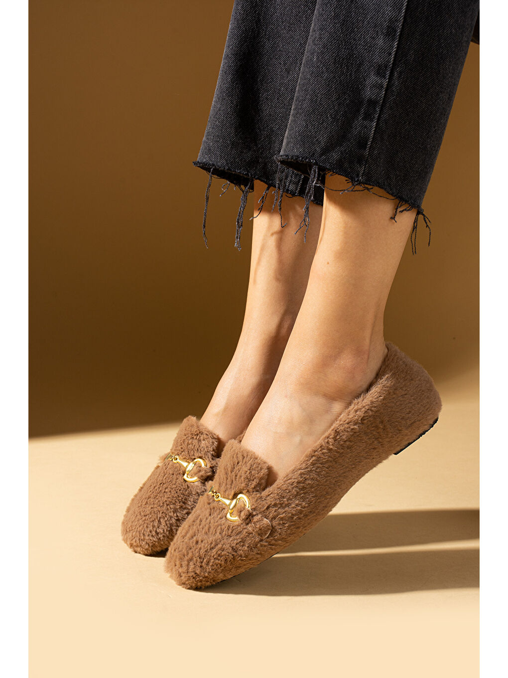 Bej Gold Tokalı Pelüş Tüylü Kumaş Kadın Babet P01 34 24-1