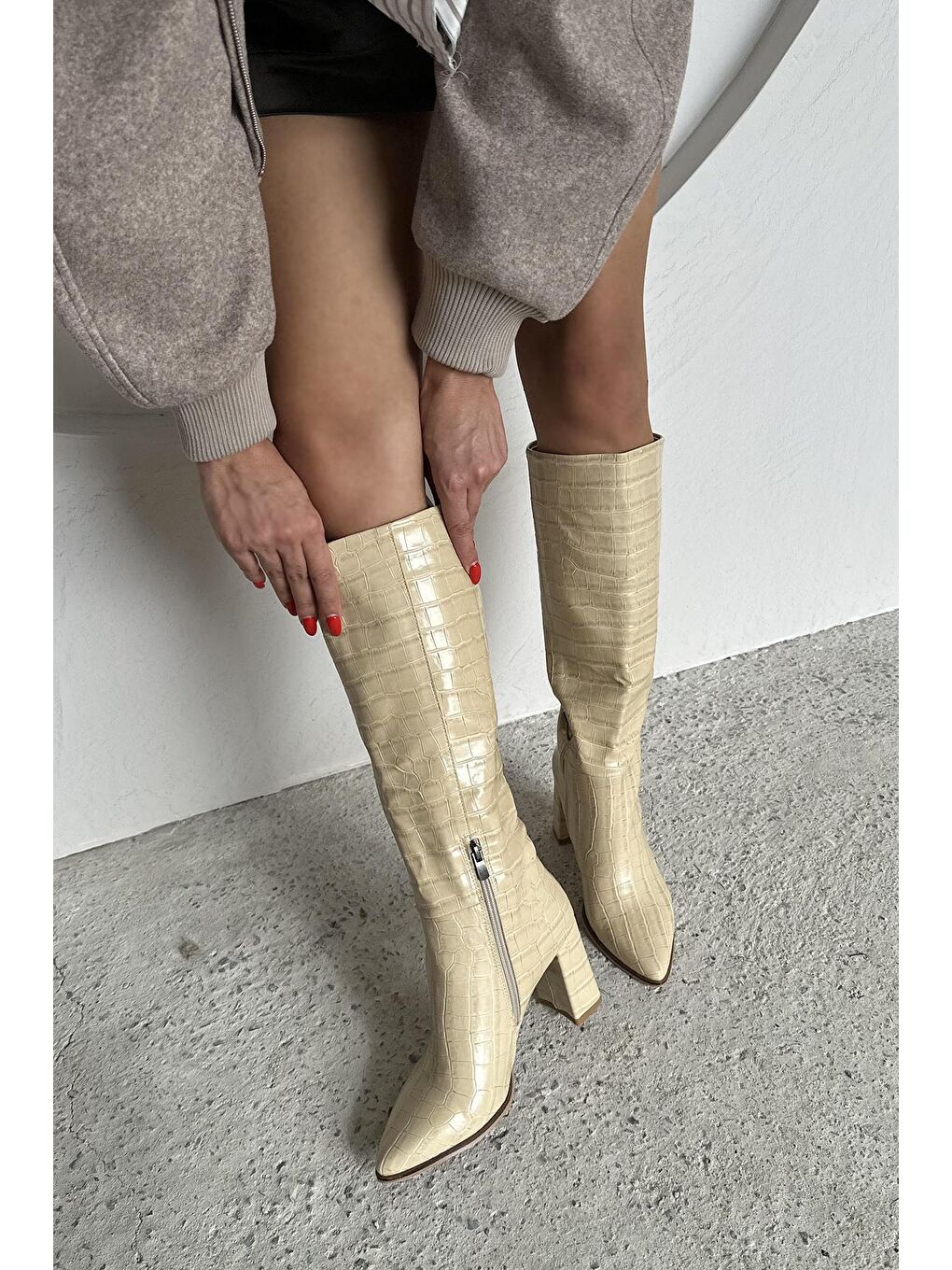 Sawyer  Kadın  Sivri  Burun Kroko Çizme Bej-1