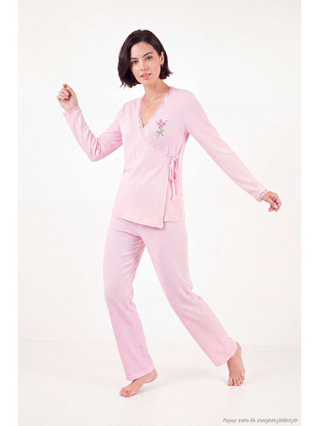 Pembe Desenli Dantel Detaylı Bağlamalı Uzun Kollu Kadın Pijama Takımı 6575024-1