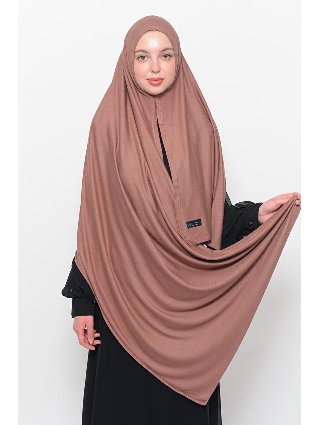 Kahverengi Hazır Pratik Geçmeli Lüks Organik Düz Penye Şal Çapraz Hizalı-1