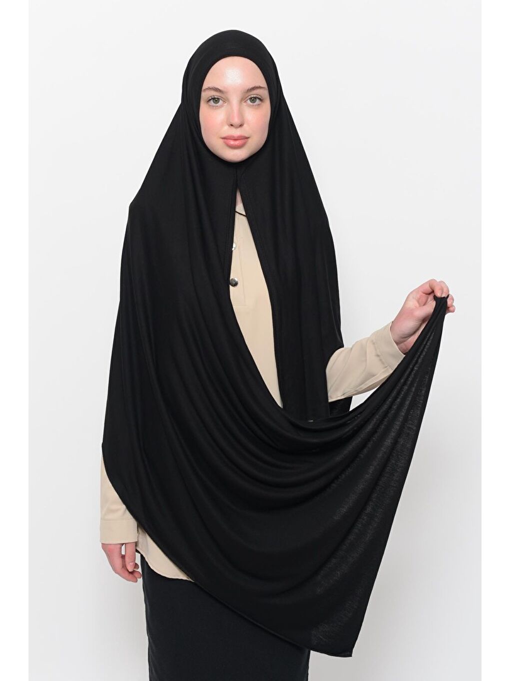 Siyah Hazır Pratik Geçmeli Lüks Organik Düz Penye Şal Çapraz Hizalı-1
