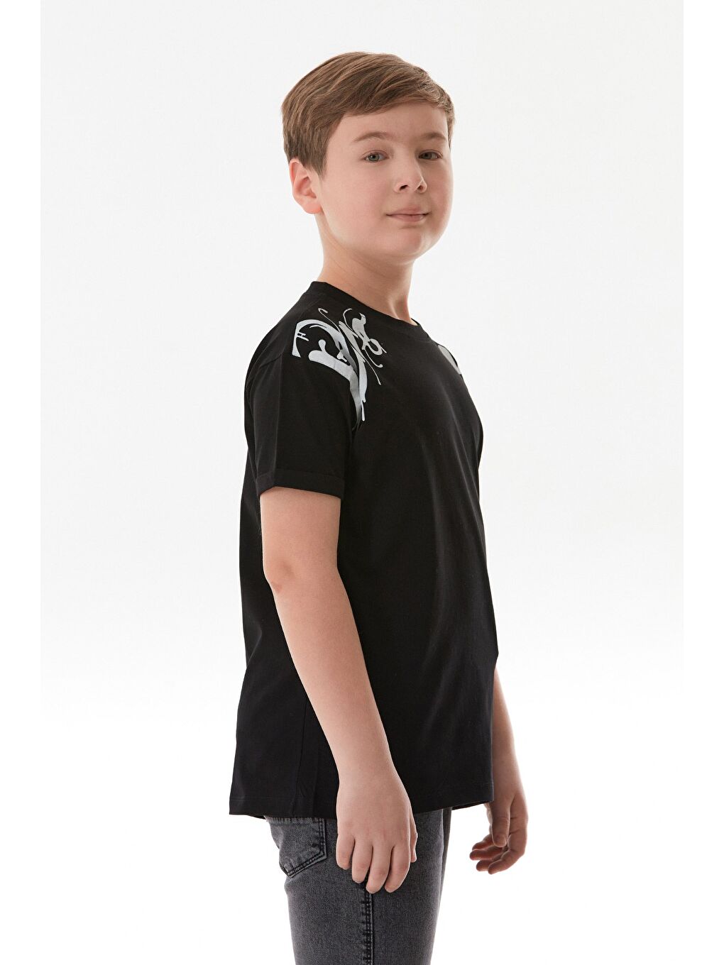 Siyah Yazı Baskılı Bisiklet Yaka Erkek Çocuk Tişört-3