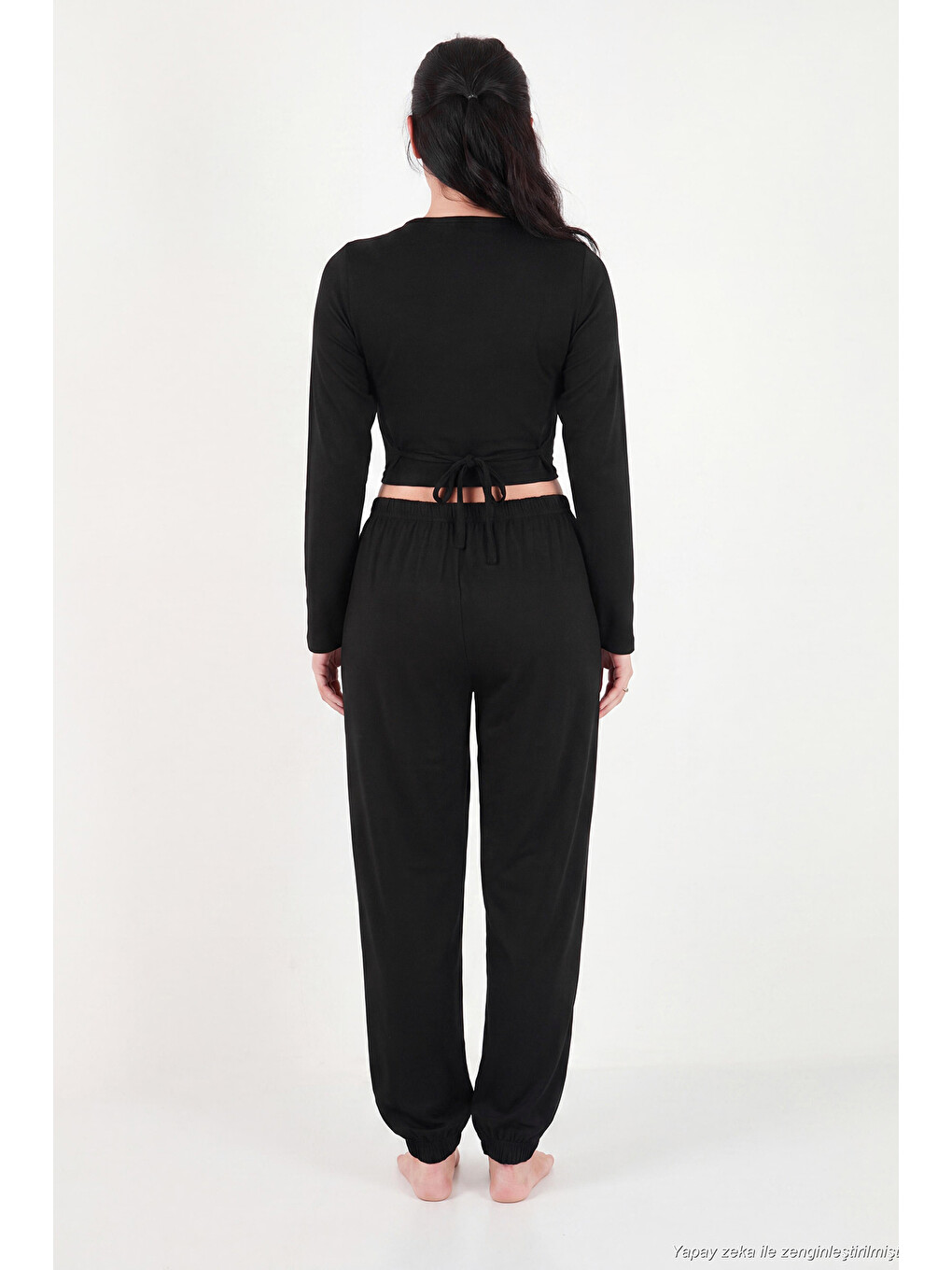 Siyah V Yaka Kruvaze Bağlamalı Crop Üst Ve Jogger Alt Kadın Pijama Takımı 65780019-6