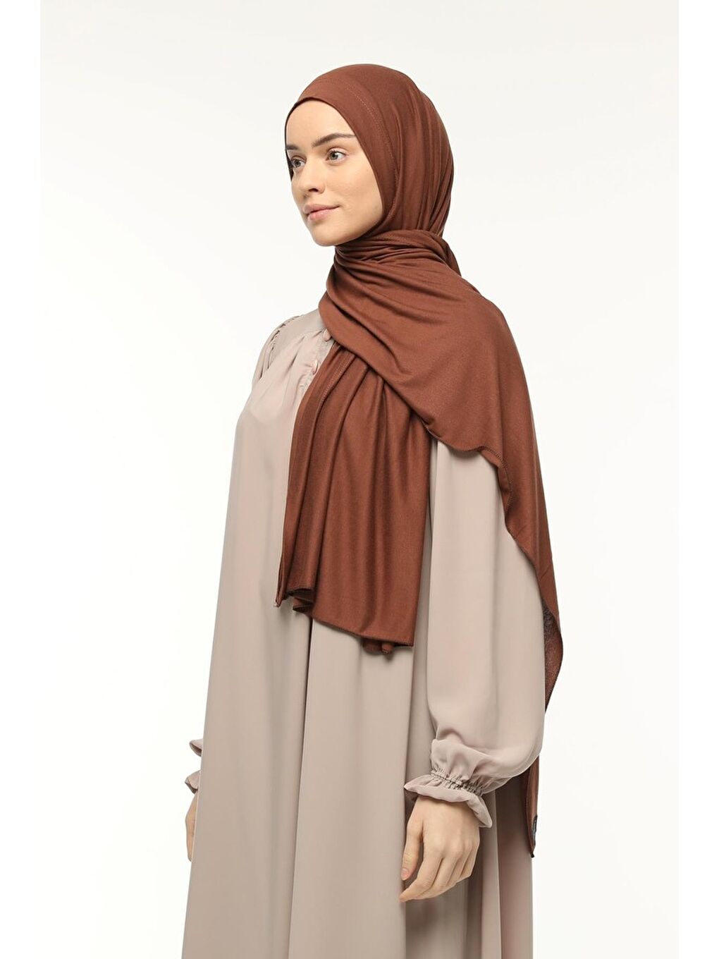 Kahverengi Hazır Pratik Geçmeli Lüks Organik Düz Penye Şal Çapraz Hizalı-4