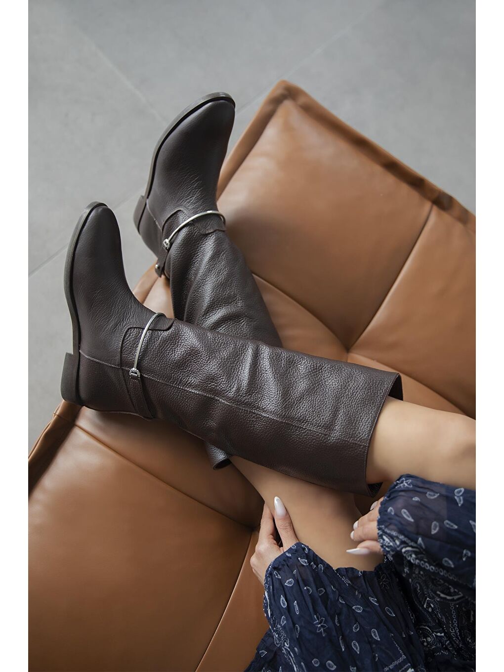 Kahverengi Scott  Kadın  Aksesuar Detay  Hakiki  Deri  Çizme Kahve