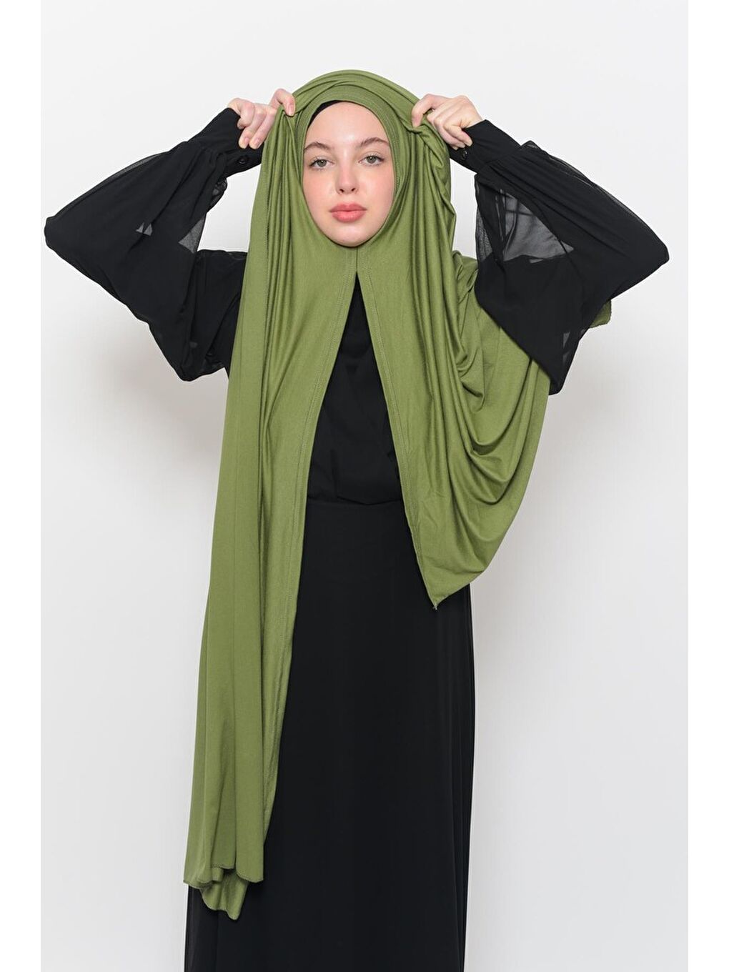 Yeşil Hazır Pratik Geçmeli Lüks Organik Düz Penye Şal Çapraz Hizalı