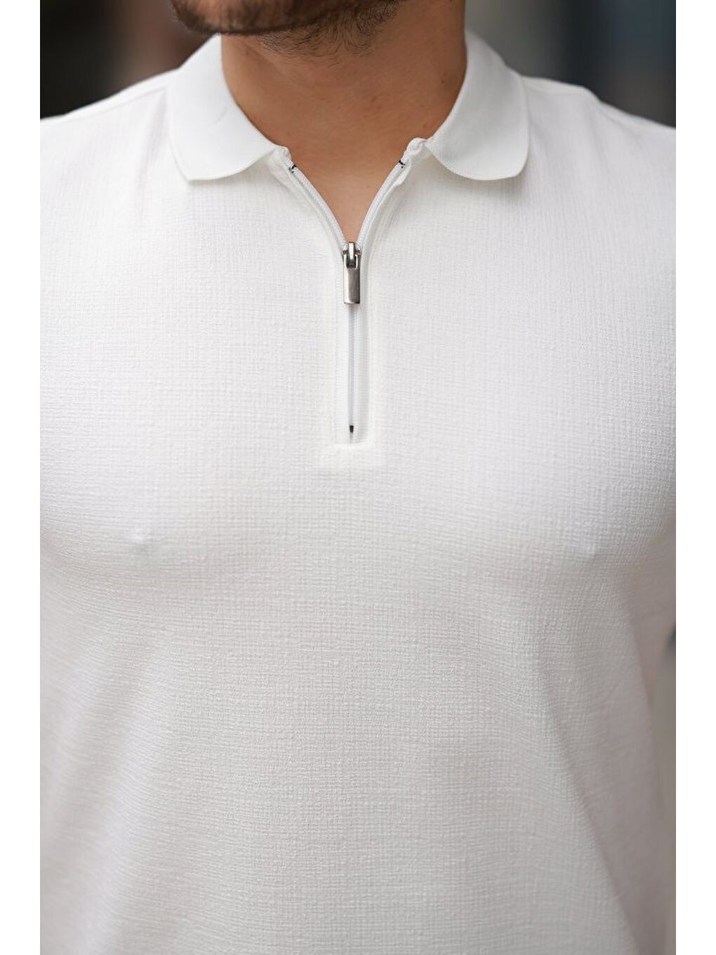 Beyaz Erkek Fermuarlı Yaka Kısa Kollu Tişört-2