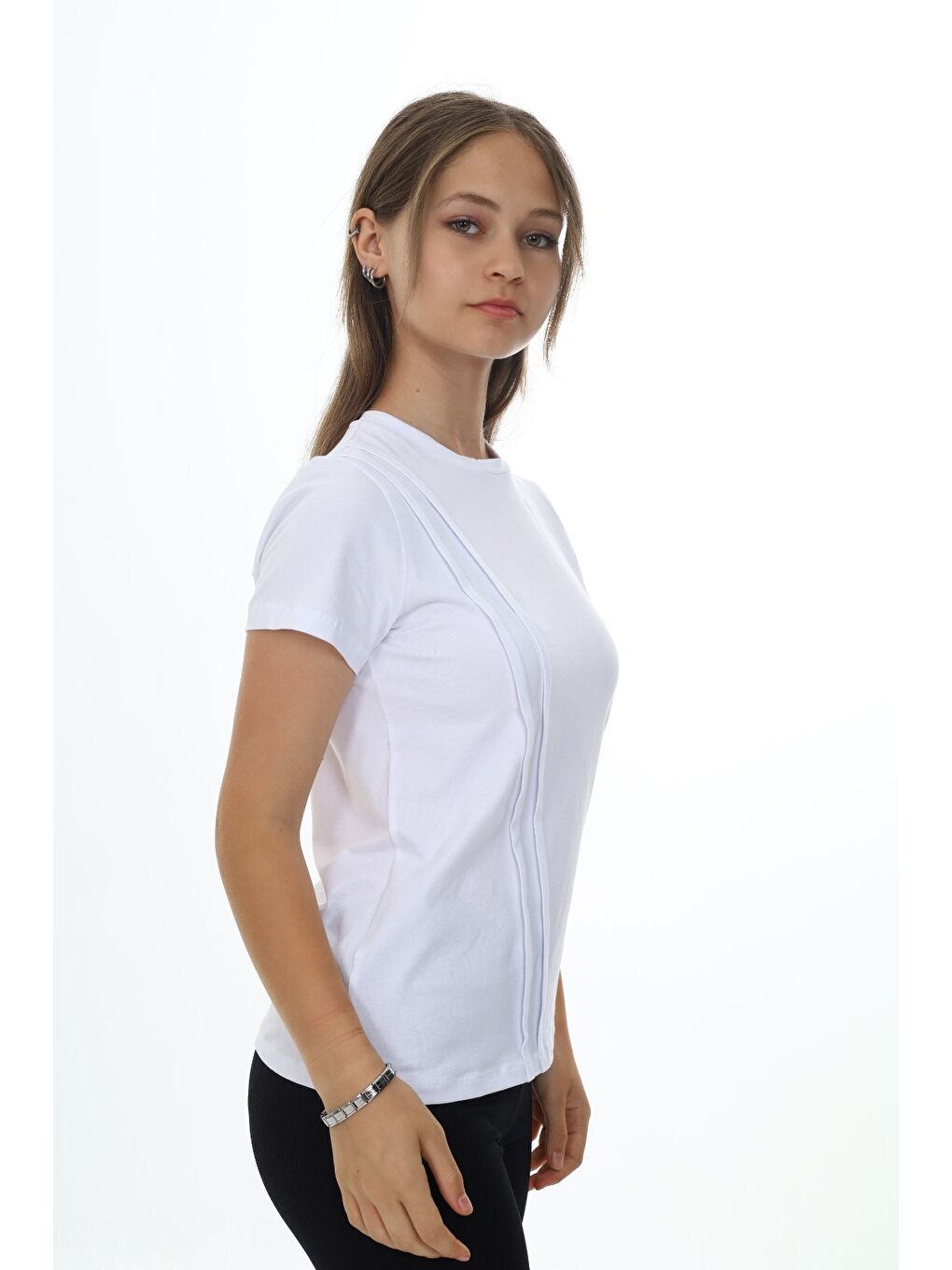 Beyaz Kız Çocuk Bisiklet Yaka Kısa Kollu Pileli Tişört-4