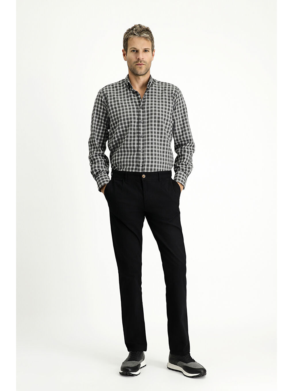 Siyah Regular Fit Elastanlı Pileli Kanvas / Chino Pantolon