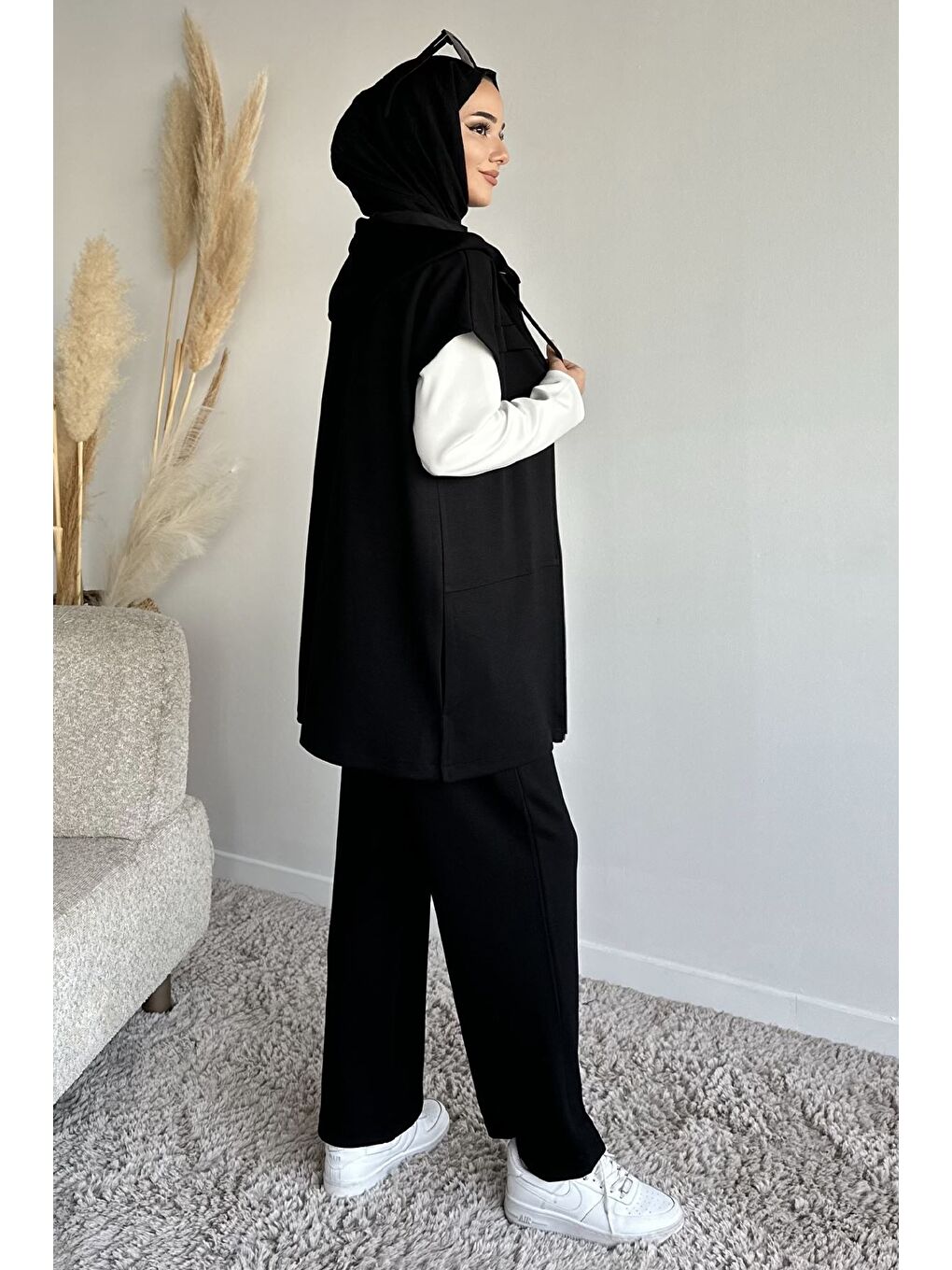 Siyah Fermuarlı Kapüşonlu Yelek Tunik Pantolon Tesettür Üçlü Takım-6