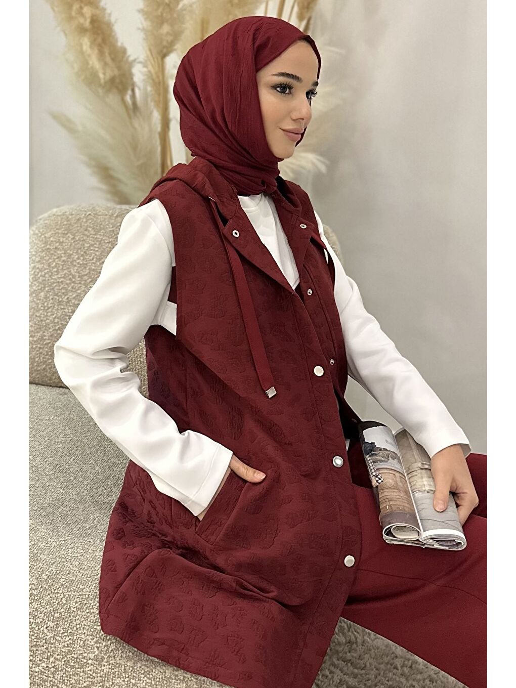 Bordo Kapüşonlu Yelek Tunik Pantolon Tesettür Üç Lü Takım-2