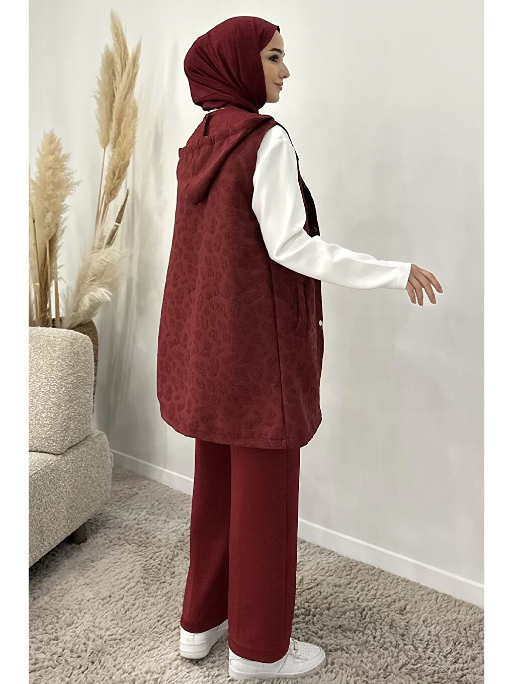 Bordo Kapüşonlu Yelek Tunik Pantolon Tesettür Üç Lü Takım-8