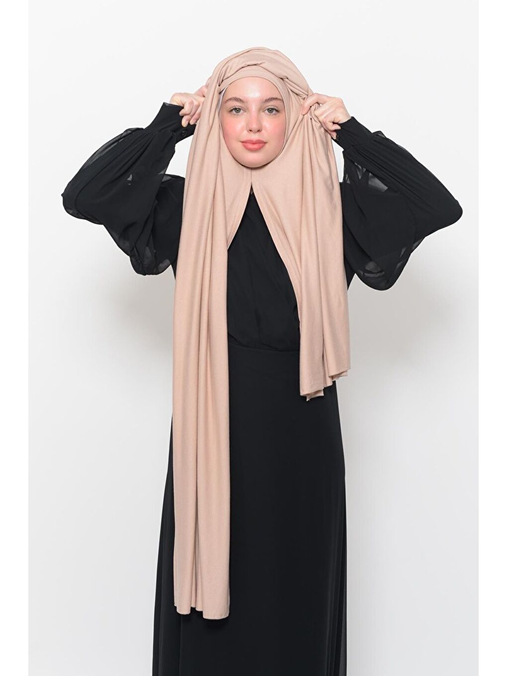 Bej Hazır Pratik Geçmeli Lüks Organik Düz Penye Şal Çapraz Hizalı