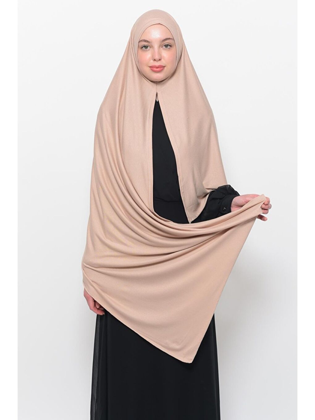 Bej Hazır Pratik Geçmeli Lüks Organik Düz Penye Şal Çapraz Hizalı-1