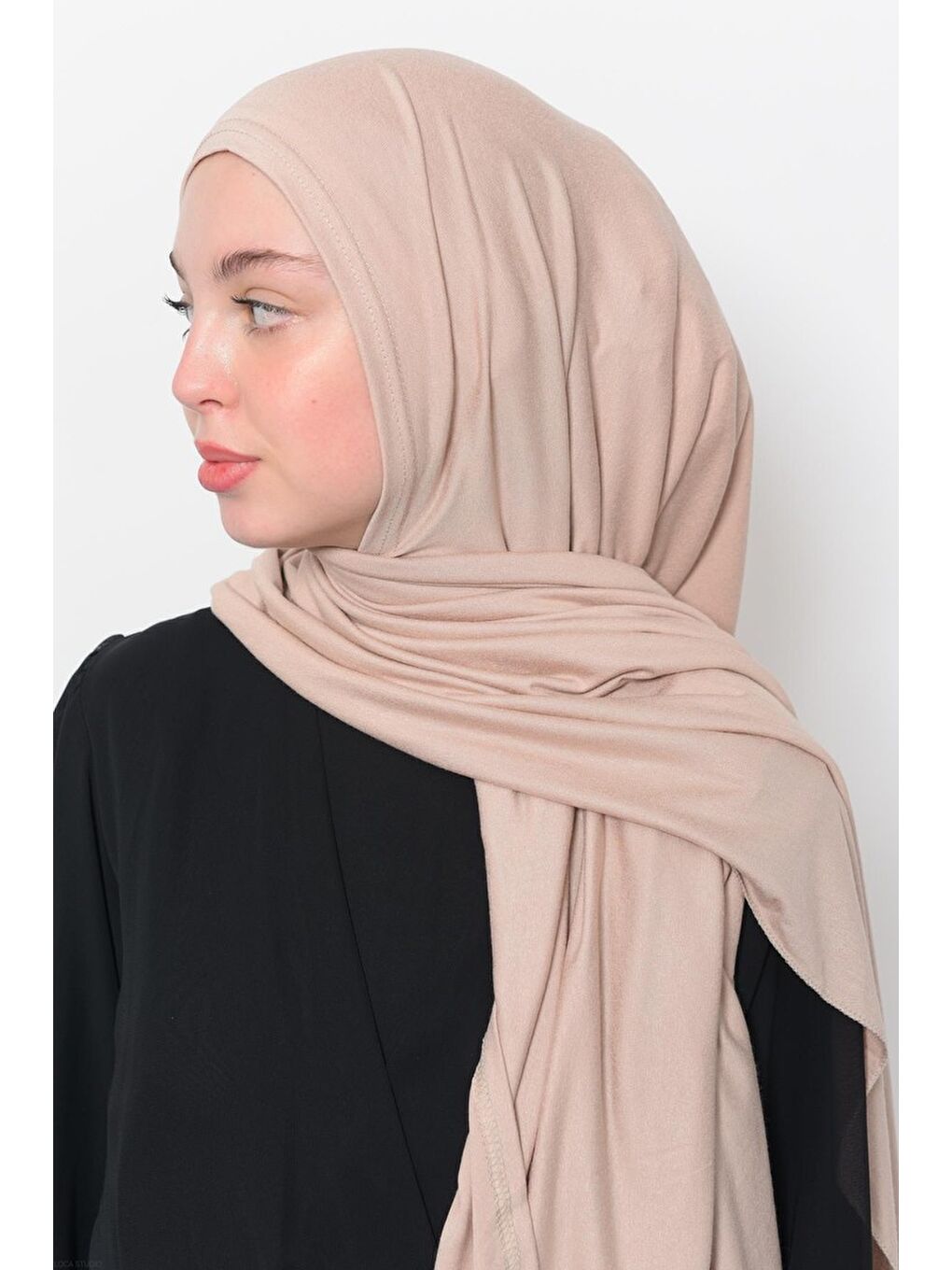 Bej Hazır Pratik Geçmeli Lüks Organik Düz Penye Şal Çapraz Hizalı-4