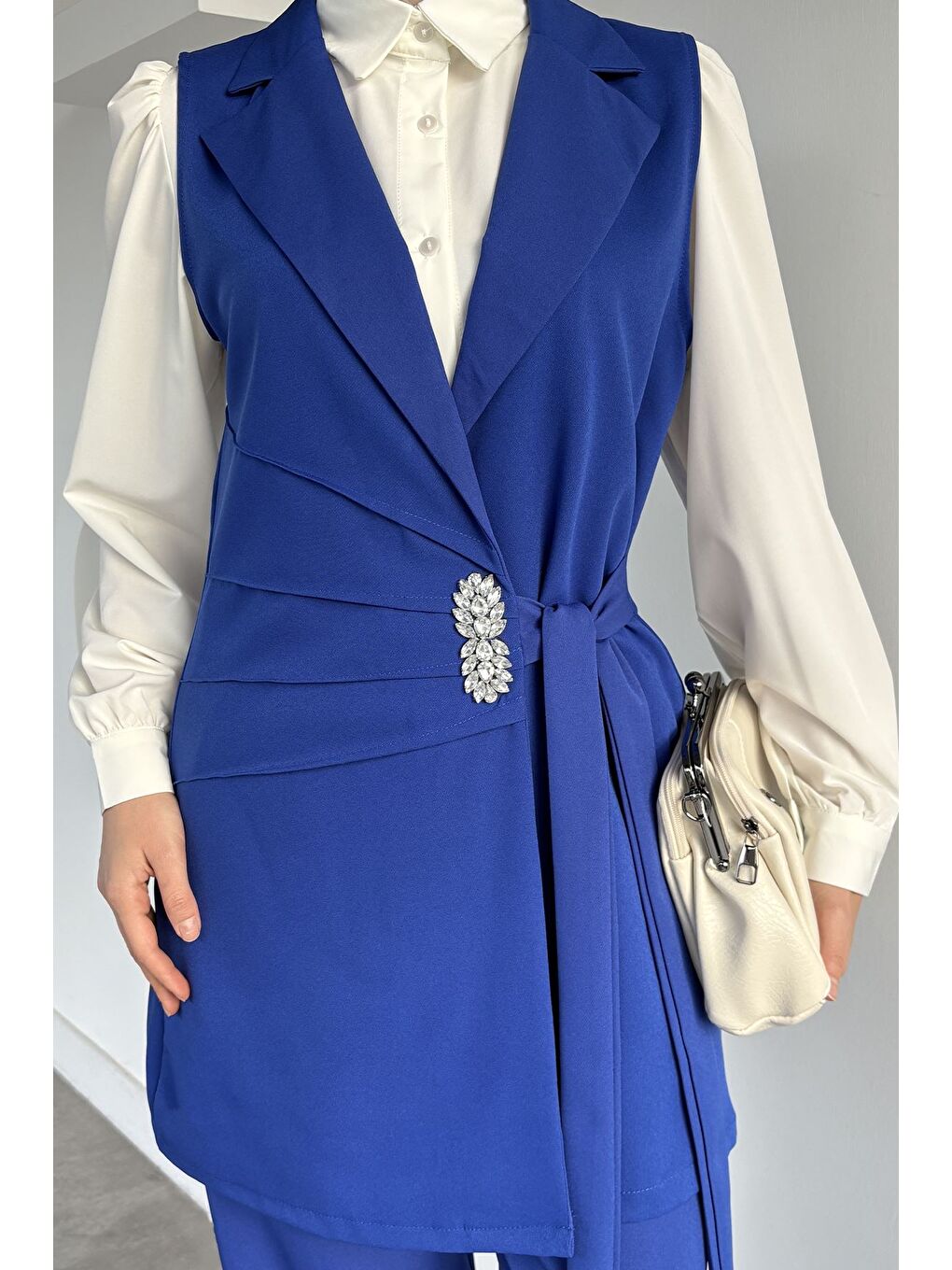 Mavi Yan Bağlamalı Yelek Gömlek Pantolon Tesettür Üçlü Takım-1