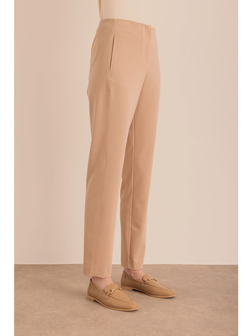 Bej Yüksek Bel Dar Form Pantolon-4