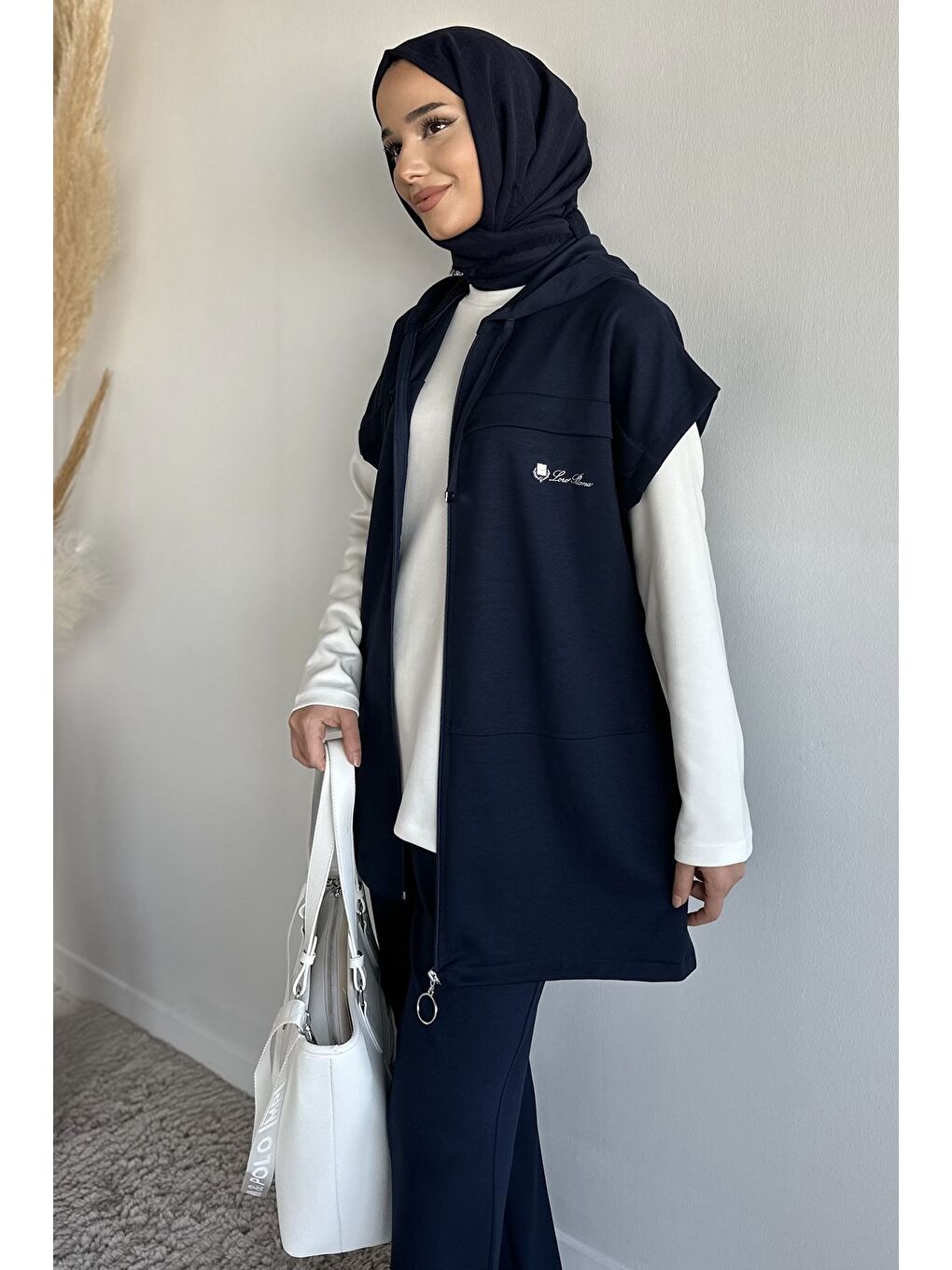 Lacivert Fermuarlı Kapüşonlu Yelek Tunik Pantolon Tesettür Üçlü Takım-5