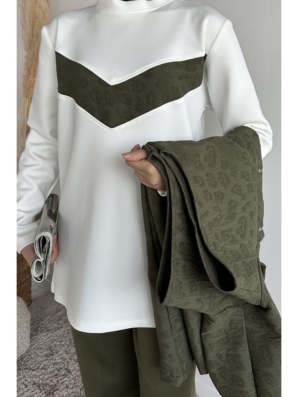 Haki Kapüşonlu Yelek Tunik Pantolon Tesettür Üç Lü Takım-8