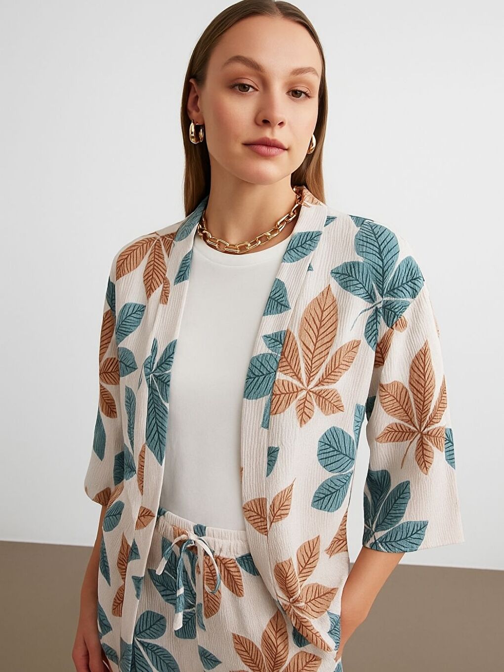 Kadın Açık Mavi Beyaz Çiçek Desenli Kimono Gömlek Pantolon Takım-1