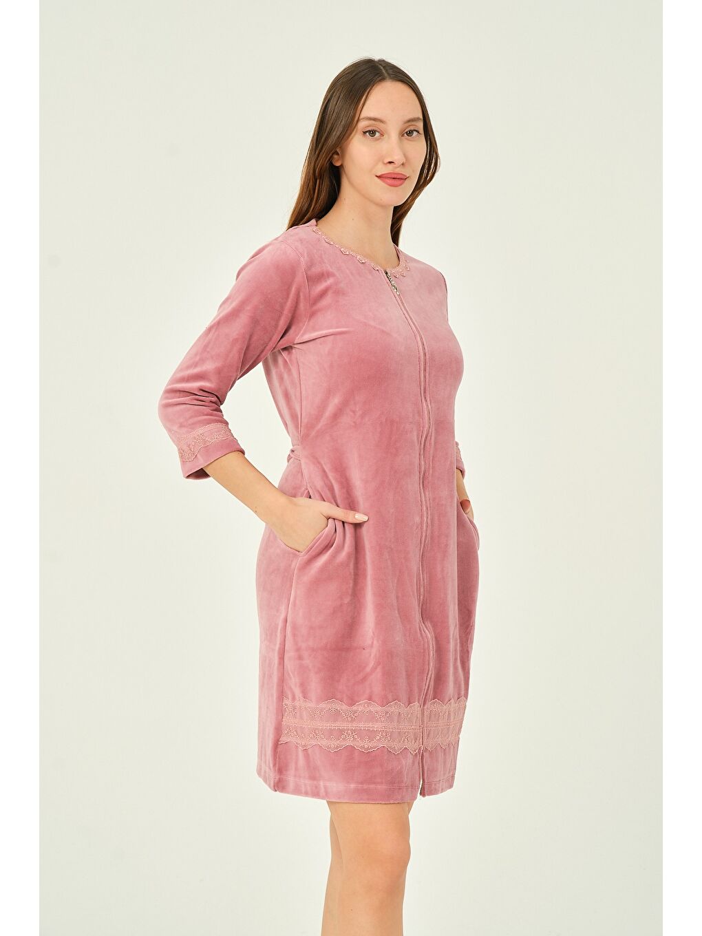 Pembe kadın fermuarlı dantel detaylı 3/4 kol pamuklu kadife elbise-2
