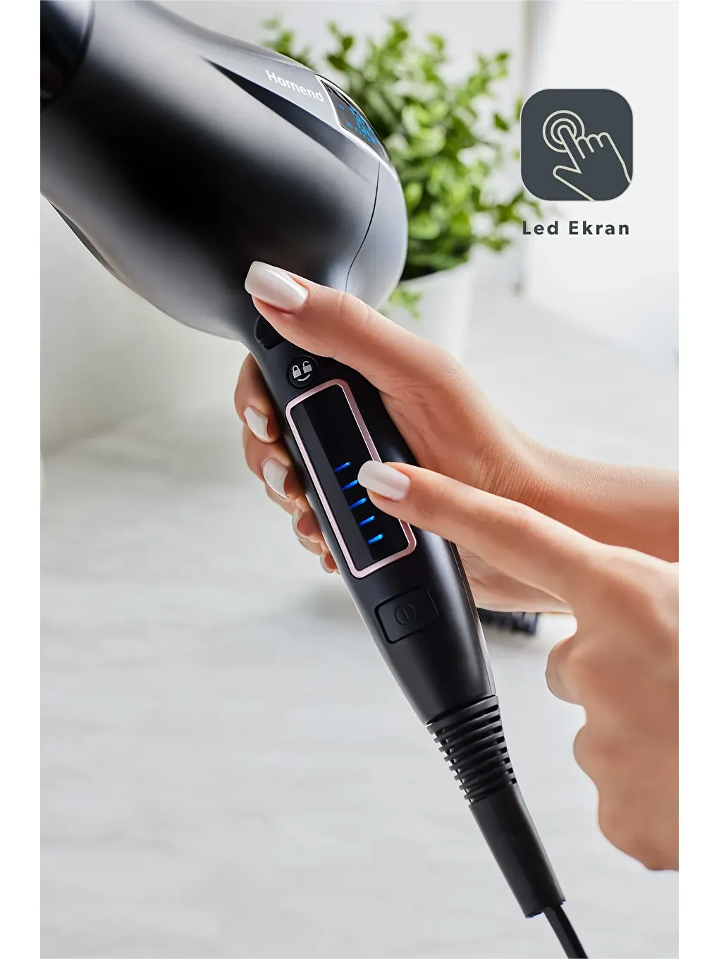 Hairforce 4405H Dokunmatik Ekranlı İyonik Saç Kurutma Makinesi Siyah-1