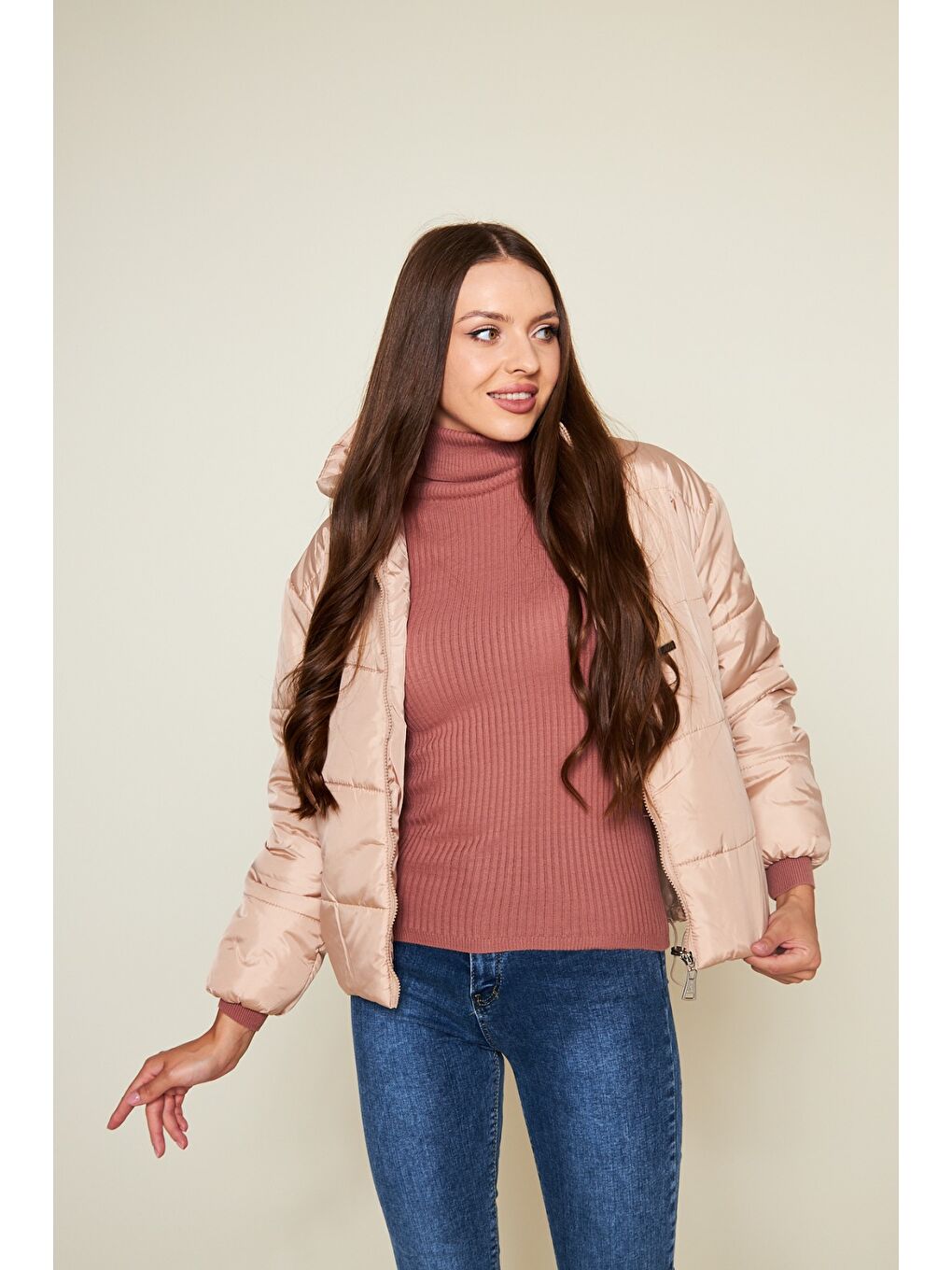 Pembe Kadın Kışlık Cepli Basic Kapüşonlu Pudra Şişme Mont-3