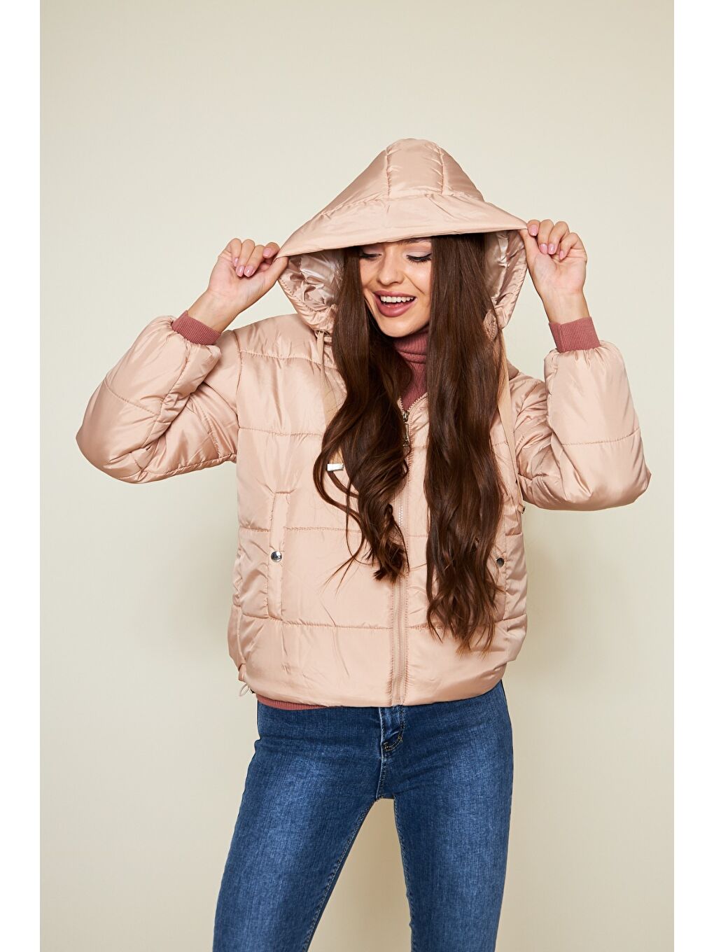 Pembe Kadın Kışlık Cepli Basic Kapüşonlu Pudra Şişme Mont-4