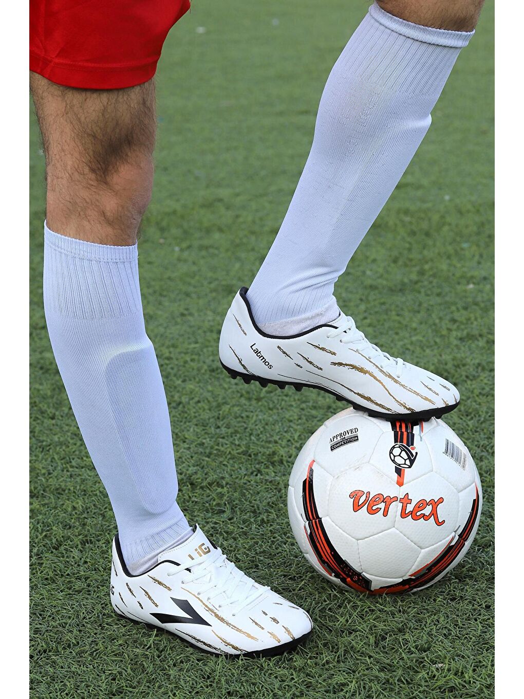 Beyaz Latmos HM Halı Saha Erkek Futbol Ayakkabı-1