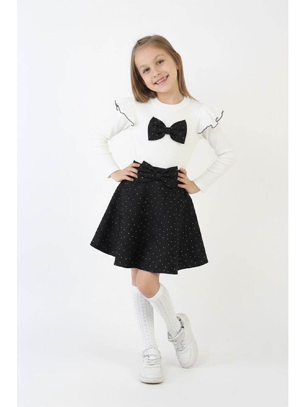 Siyah Kız Çocuk 2'li Elbise Taş Süslemeli Etek+Omuz Detaylı ve Fiyonklu Bluz 4-9 Yaş 12503-2