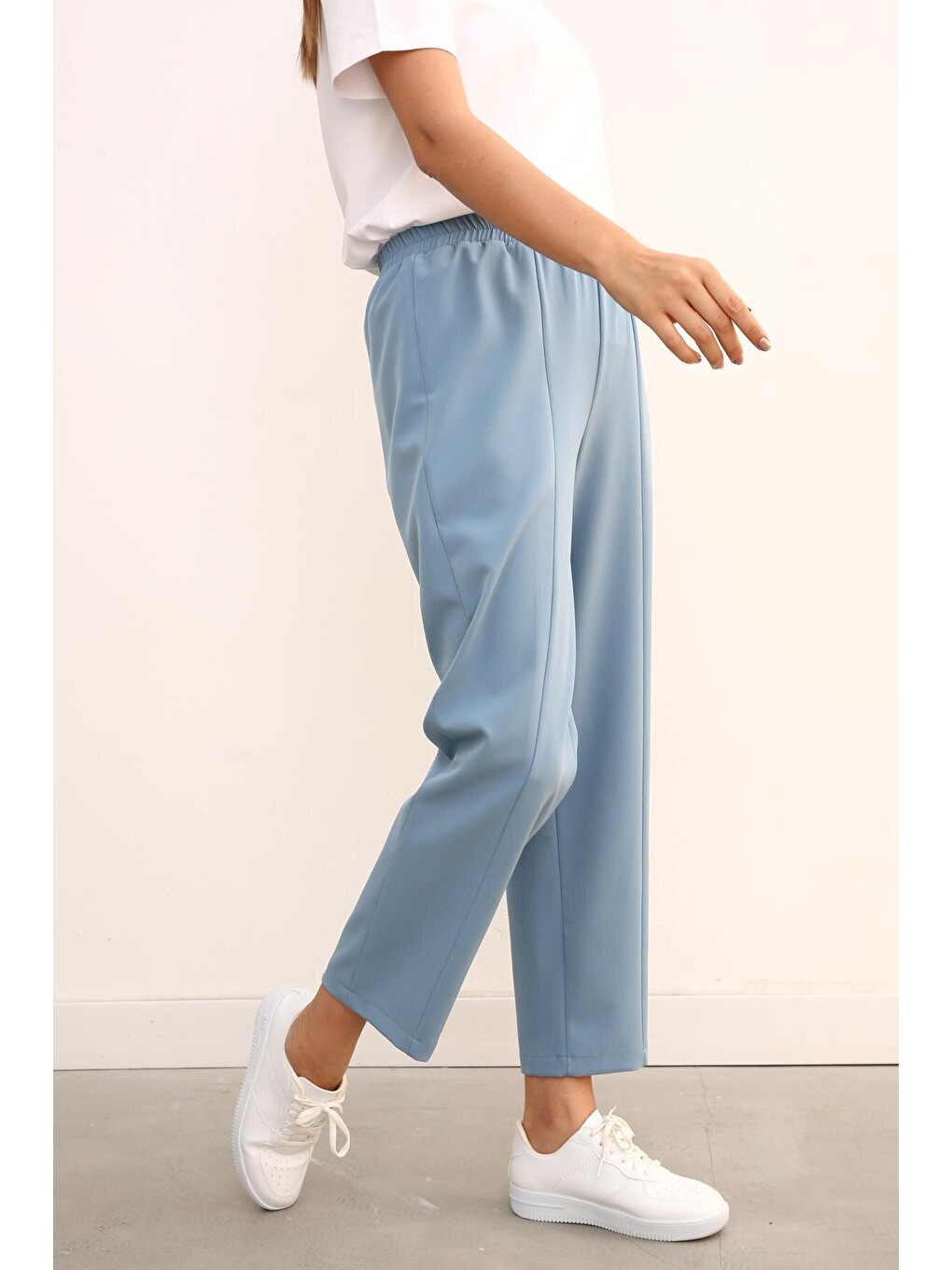 Mavi Beli Lastikli Bol Paça Pantolon-3