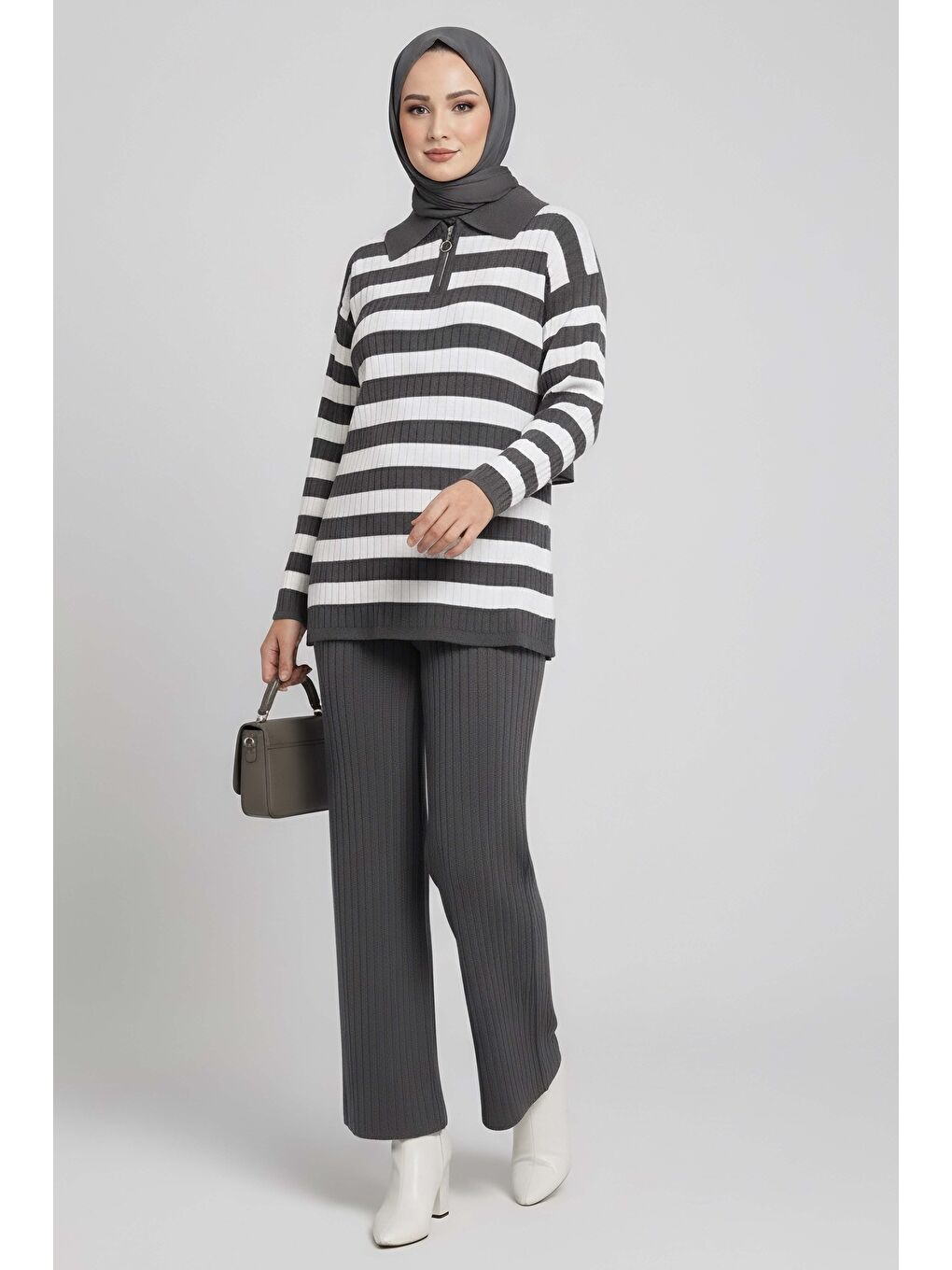 Gri Çizgili Triko İkili Takım Füme - 27999-FUME