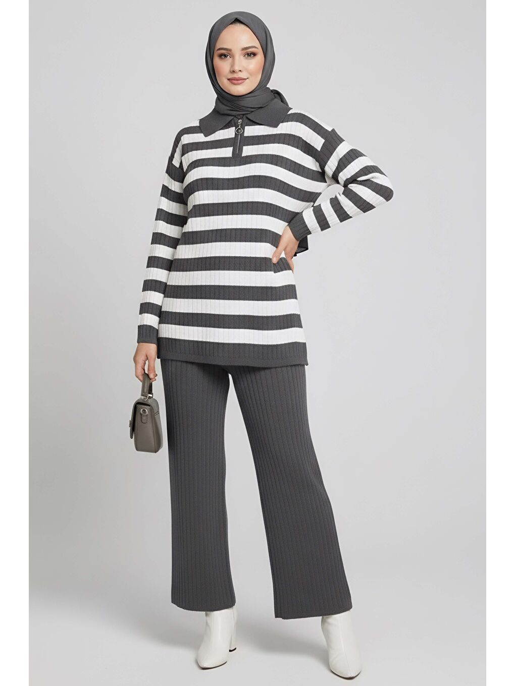 Gri Çizgili Triko İkili Takım Füme - 27999-FUME-1