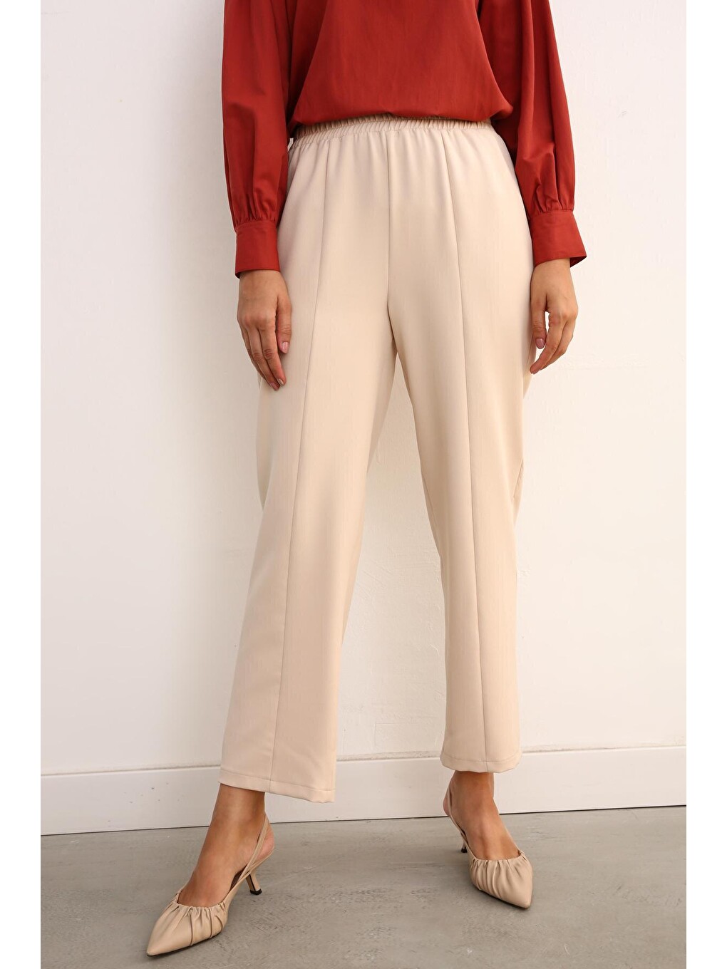 Bej Beli Lastikli Bol Paça Pantolon-1