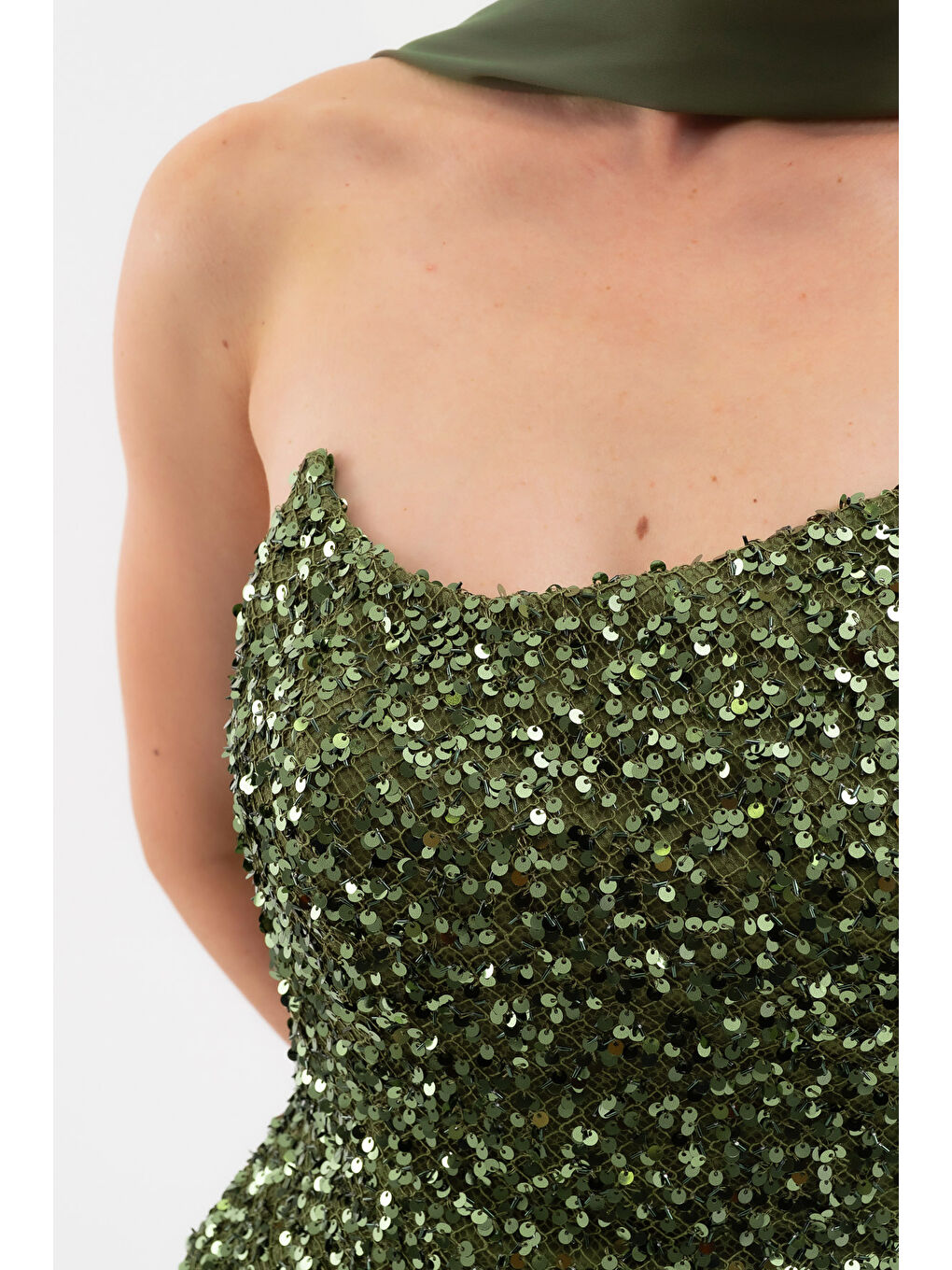 Kadın Haki Straplez Pul Payet Piliseli Uzun Abiye Elbise-4