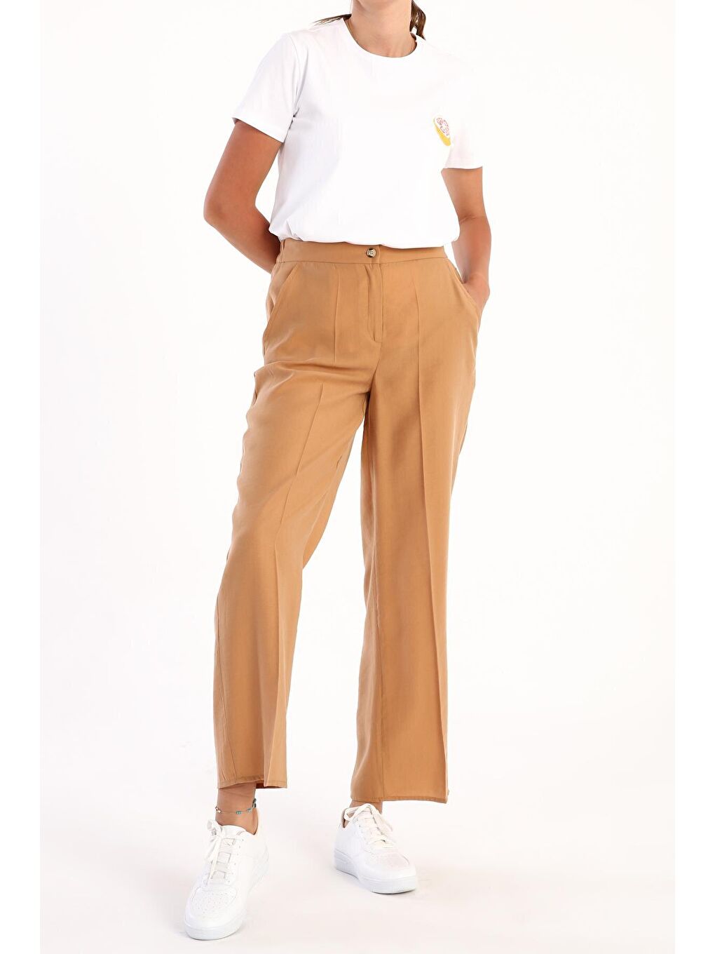 Bej Bisküvi Ütü İzli Boru Paça Pantolon-2